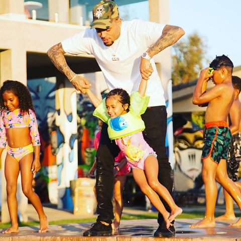 BellaNaija - Chris Brown throws Lovely Pool Party for Royalty's Third Birthday | See Photos