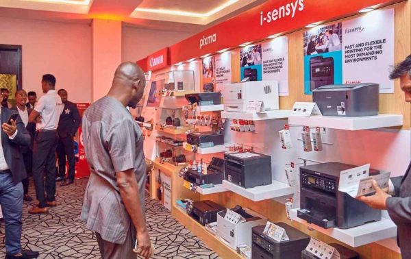 A dealer at the Canon Product Display Area