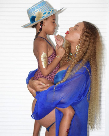 Beyonce Shows Off Her Baby Bump & Blue Ivy in a Festive Bikini for Memorial Day