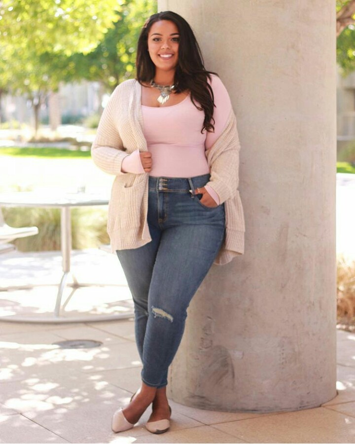 BN Style Your Curves: Nicole Simone of ‘Curve on a Budget’