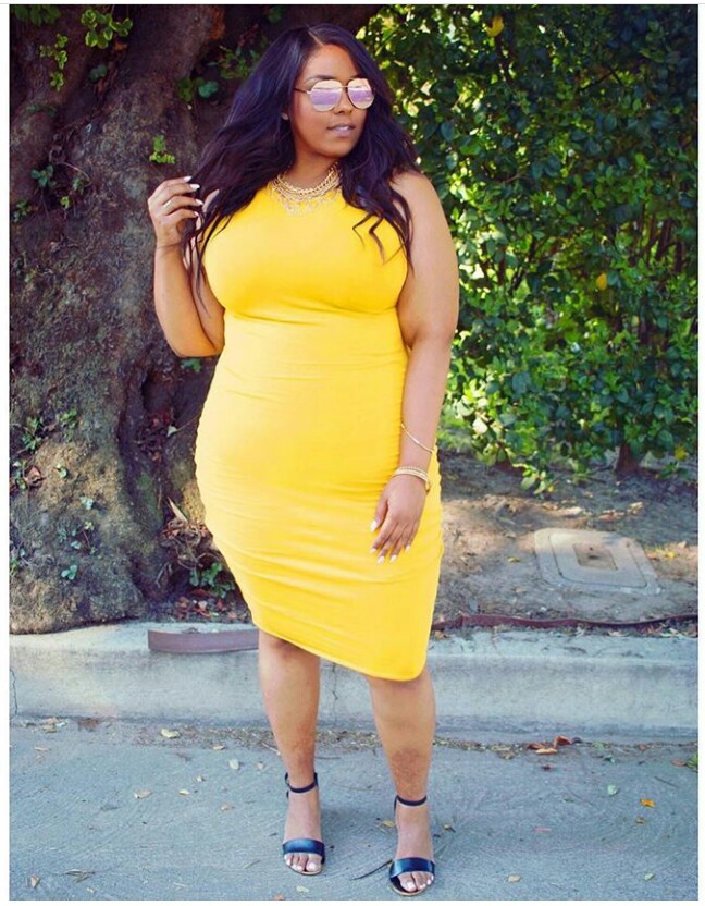 Model nicole size simone plus Plus Size