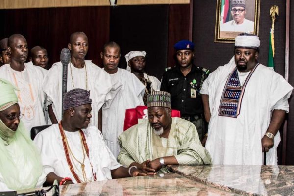 The Emir of Dutse, Alh (Dr) Nuhu Muhammadu Sanusi, the Ooni of Ife with HE Alhj Badaru Abubakar, Governor Jigawa State during courtesy call Government house Dutse