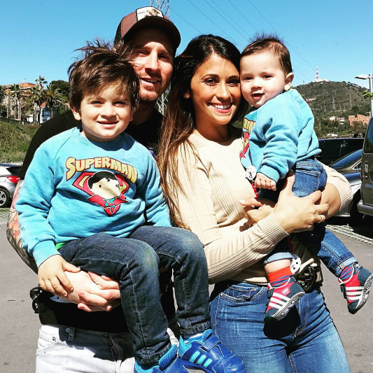 Lionel Messi set to Marry Longtime partner Antonella Roccuzzo in June