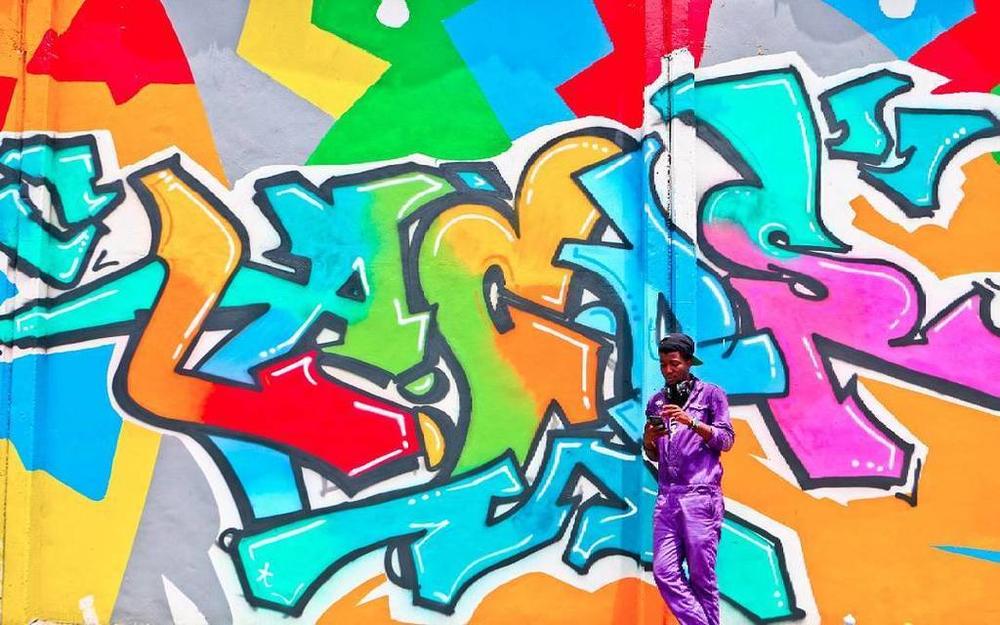 Graffiti yoruba hi-res stock photography and images - Alamy