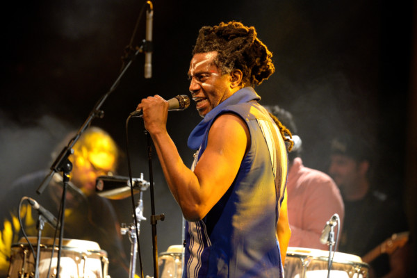 Naija & Alternative Music: Afrobeat Vs. Afrobeats - The 'S' Factor ...