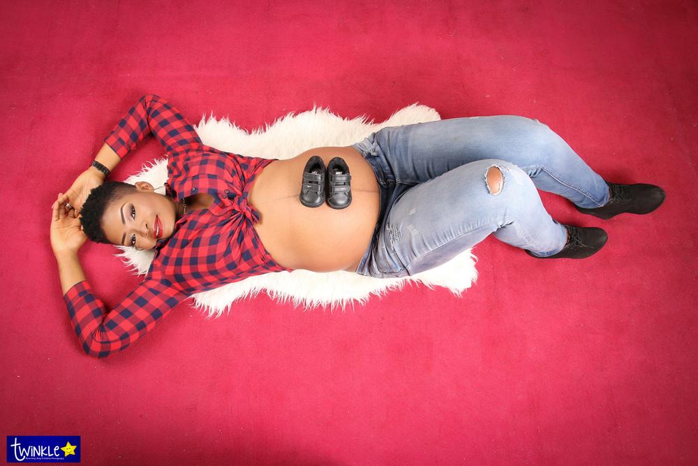 BN Living: We are in this Together | Check out this Adorable Maternity Shoot 