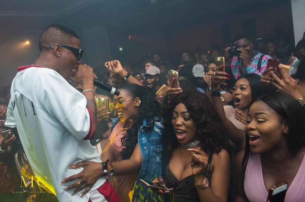 BellaNaija - Wizkid surprises Fans with Free Launch Party for #SFTOS | See all the Reactions
