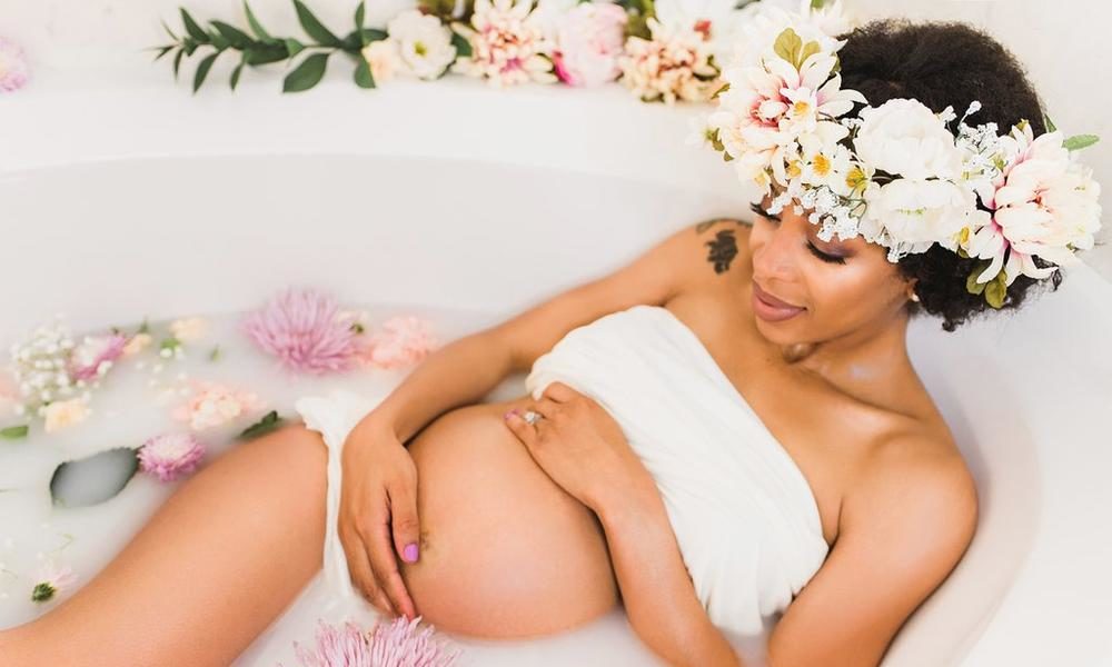 milk bath photoshoot ideas pregnancy