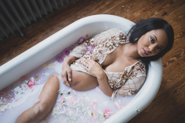 BN Living Trends Milk Bath Maternity Photoshoots (3)