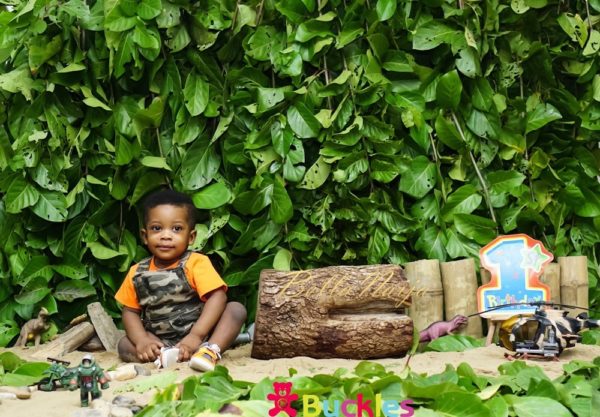 Deyemi Okanlawon's son's 1st birthday