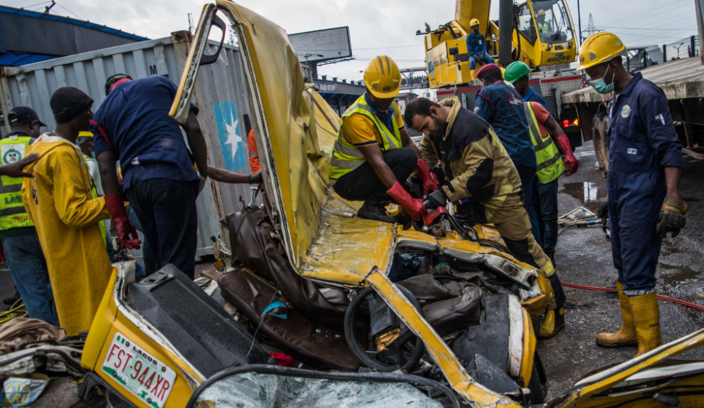 Container falls on Bus in Ojota, Casualties Recorded