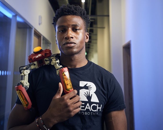 Meet Silas Adekunle: Nigerian, builder of world's first Gaming Robots