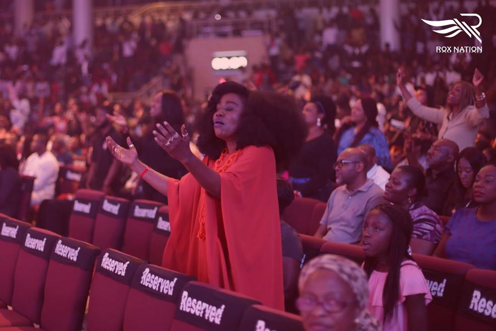 BellaNaija - #FearlessConcert: Kirk Franklin, Tim Godfrey, Frank Edwards worship God in Style | Photos + Video