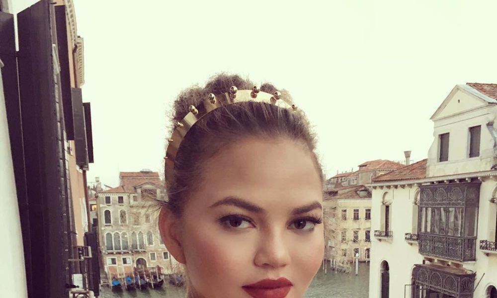 "Let your daughter be happy, please" - Chrissy Teigen ...