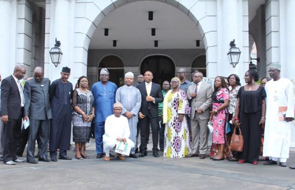 FG hands over Presidential lodge in Marina to LASG