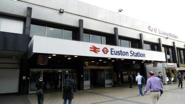London's Euston Station evacuated after e-cigarette sparks bomb scare