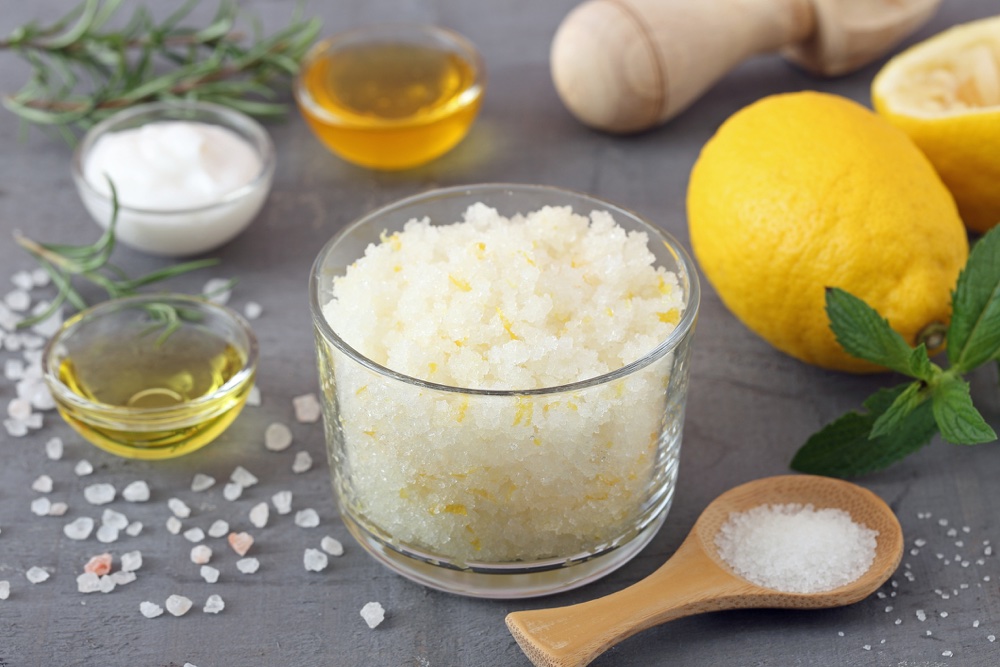 Body scrub of sea salt with lemon, rosemary and olive oil 