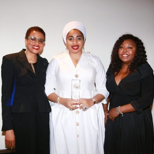 Queen Zaynab awarded 'Humanitarian of the Year" award during UN Week - BellaNaija