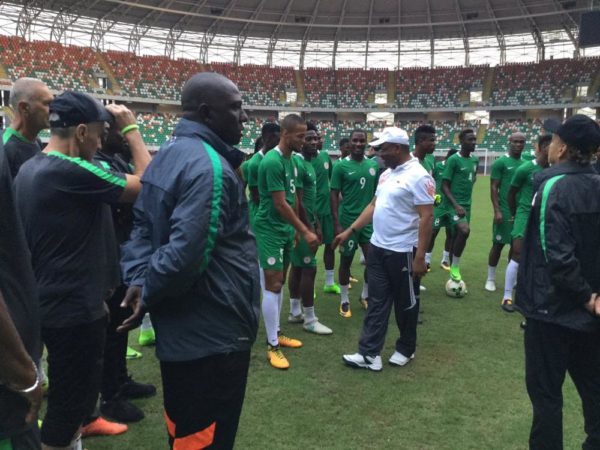 Governor Udom visits Super Eagles, Pledges $10,000 for every Goal - BellaNaija