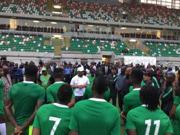 Governor Udom visits Super Eagles, Pledges $10,000 for every Goal - BellaNaija