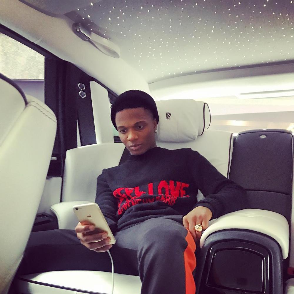 "Send dat to me ! ?" - Wizkid tells upcoming producer on Twitter