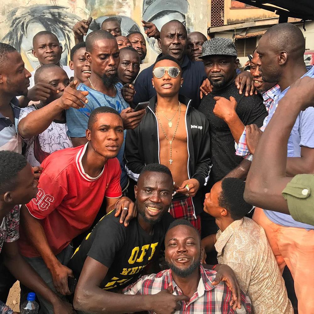 Ojuelegba Breed! Wizkid visits those who know his story ?