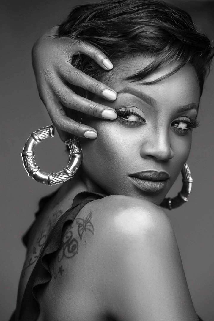 We are drooling over Seyi Shay's alluring New Look! ?