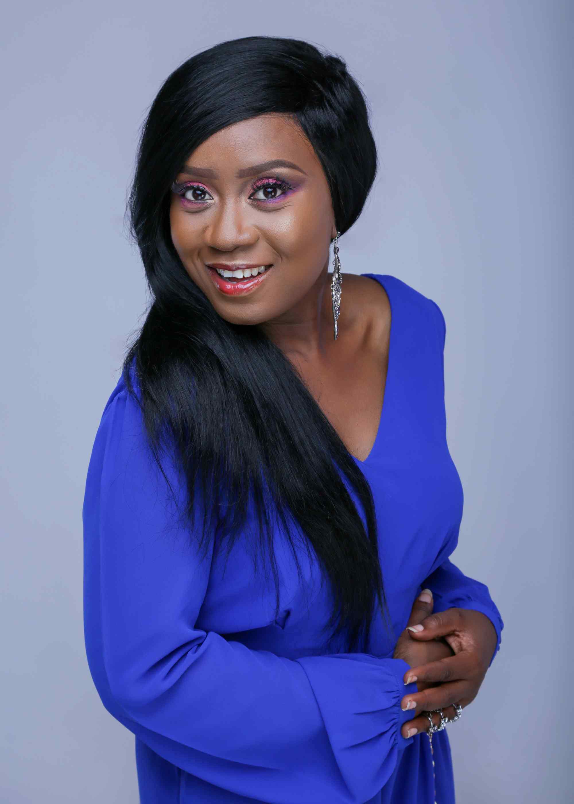 3 for 1! Check out Nikki Laoye's stunning New Looks ?