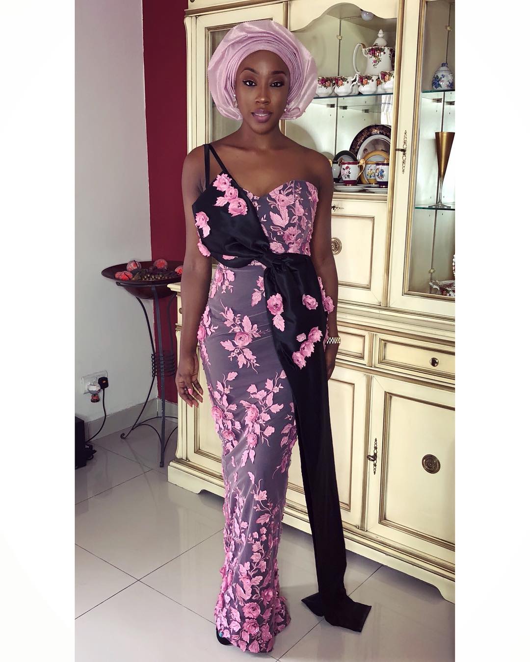 5 Trendy Aso-ebi Styles That Will Stand You Out