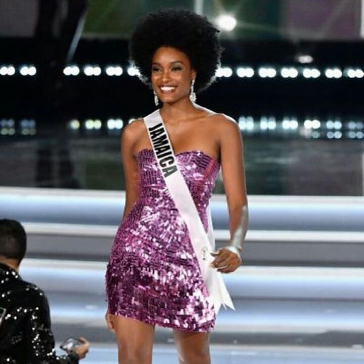 Miss Jamaica Davina Bennett rocked her Natural Afro at the Miss Universe Pageant which the Internet absolutely adores