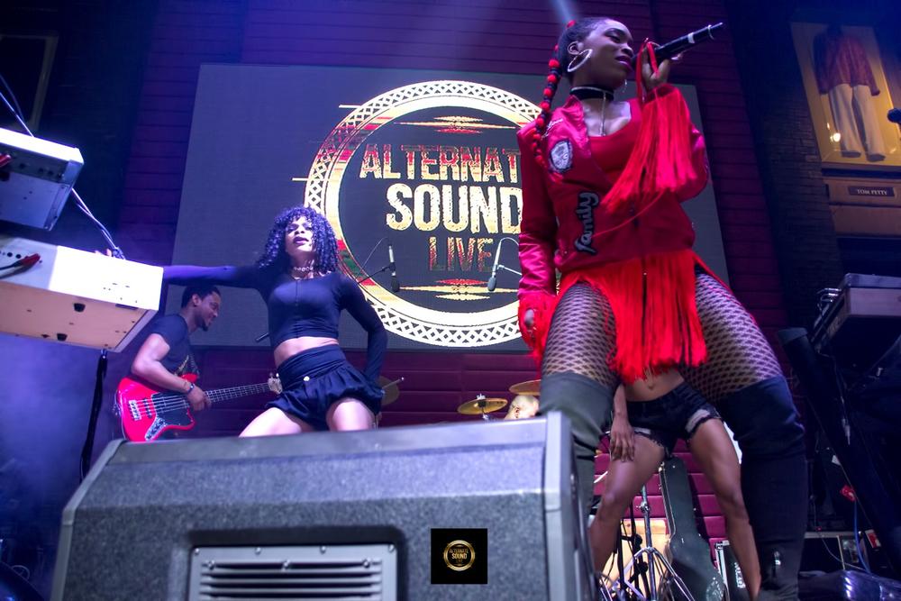 Praiz, Kaffy, Terry Apala rock the stage with Alternate Sound at their Live Concert