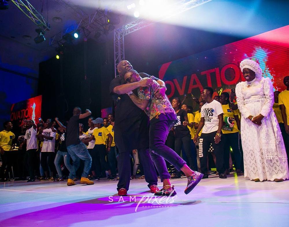 Season to Remember! Davido & Dele Momodu reconcile at Ovation Red Carol 2017