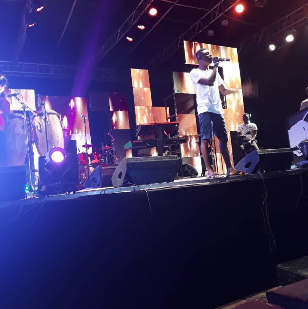 Wizkid, Tiwa Savage, Wande Coal, Mr Eazi thrill fans as #WizOnTheBeach Concert