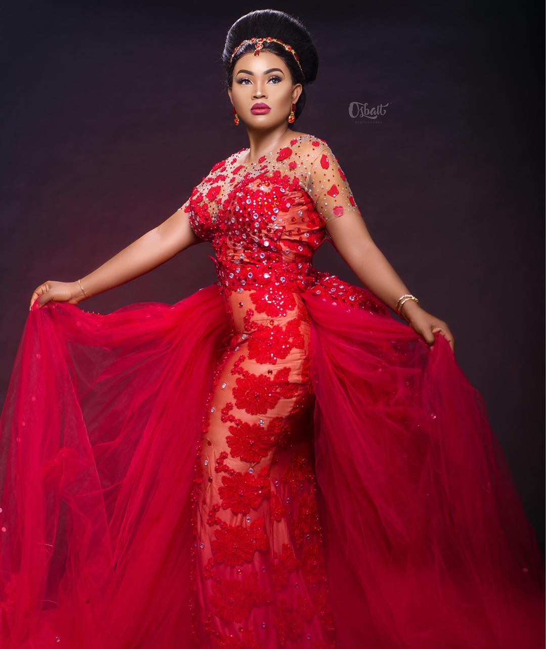 Fashion Designer Rikaotobyme under fire for using bride's fabric for Mercy Aigbe Birthday shoot