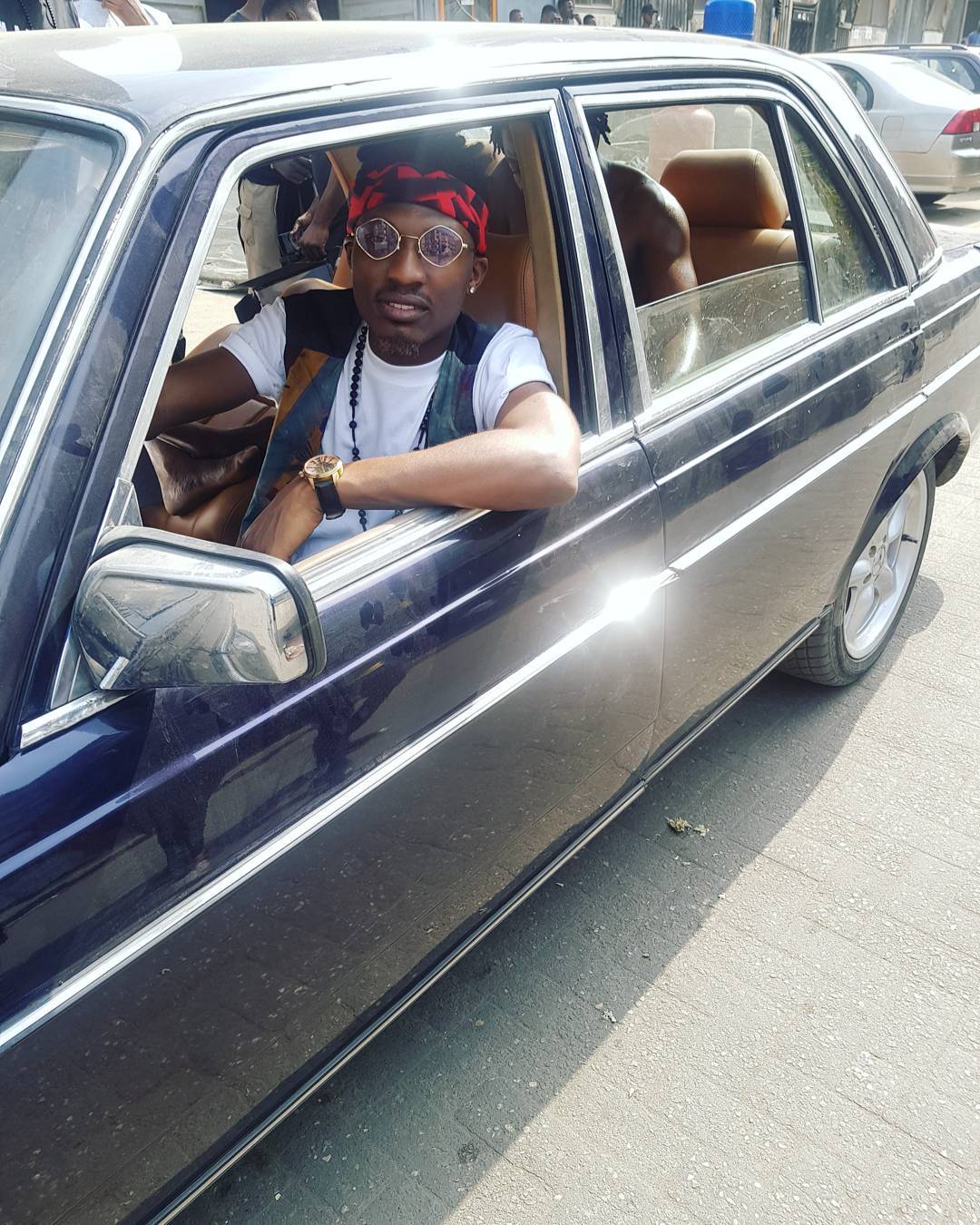 Efe & Olamide hit the streets for to shoot Music Video for "Warri" Collaboration