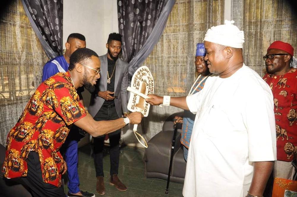 Egweji! 🙌 D'Banj conferred with Cheiftaincy Title in Imo state