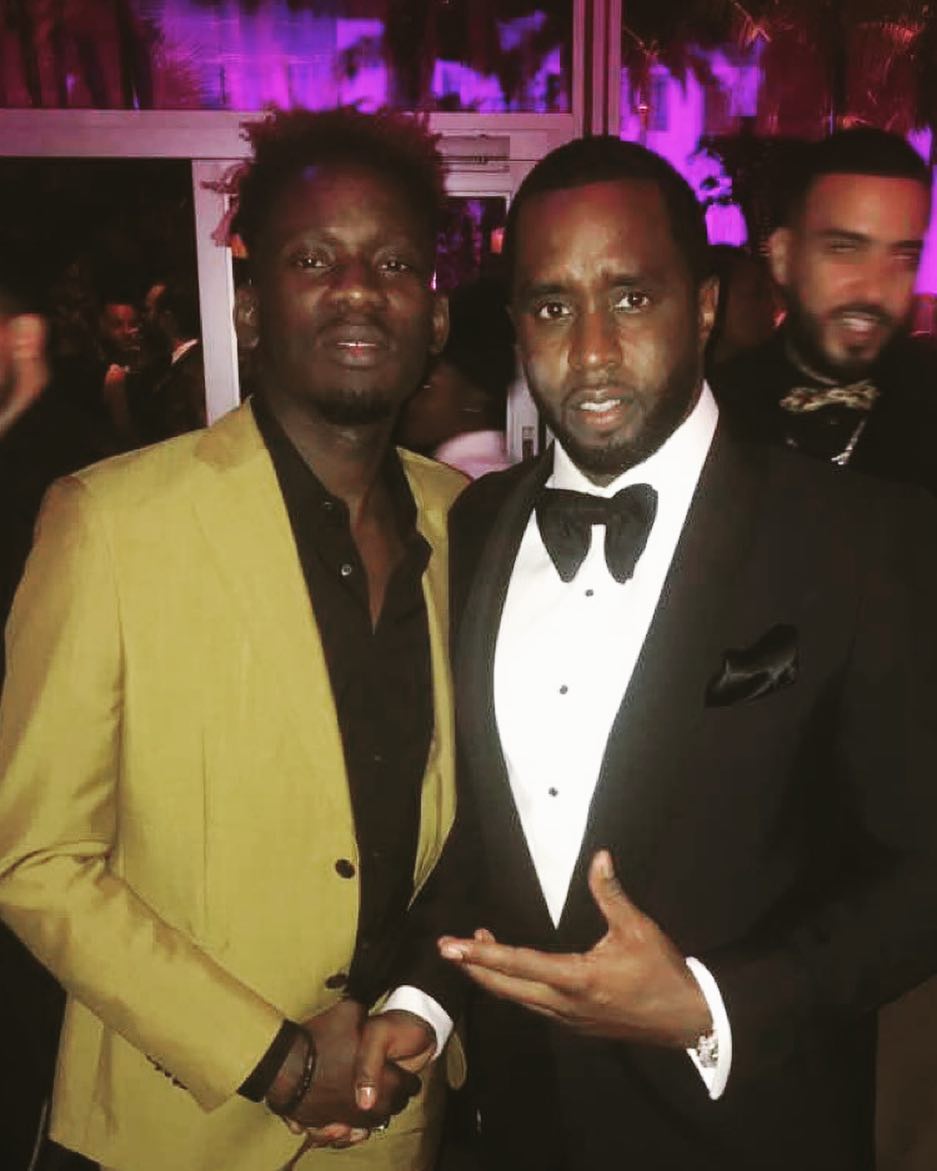 Detty Boy to the World! Mr Eazi joins Diddy, Chadwick Boseman, Lupita Nyong'o at Vanity Fair/Apple Music #Oscars Dinner