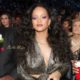 Rihanna becomes First Female artist to cross 2 Billion streams on Apple Music ?