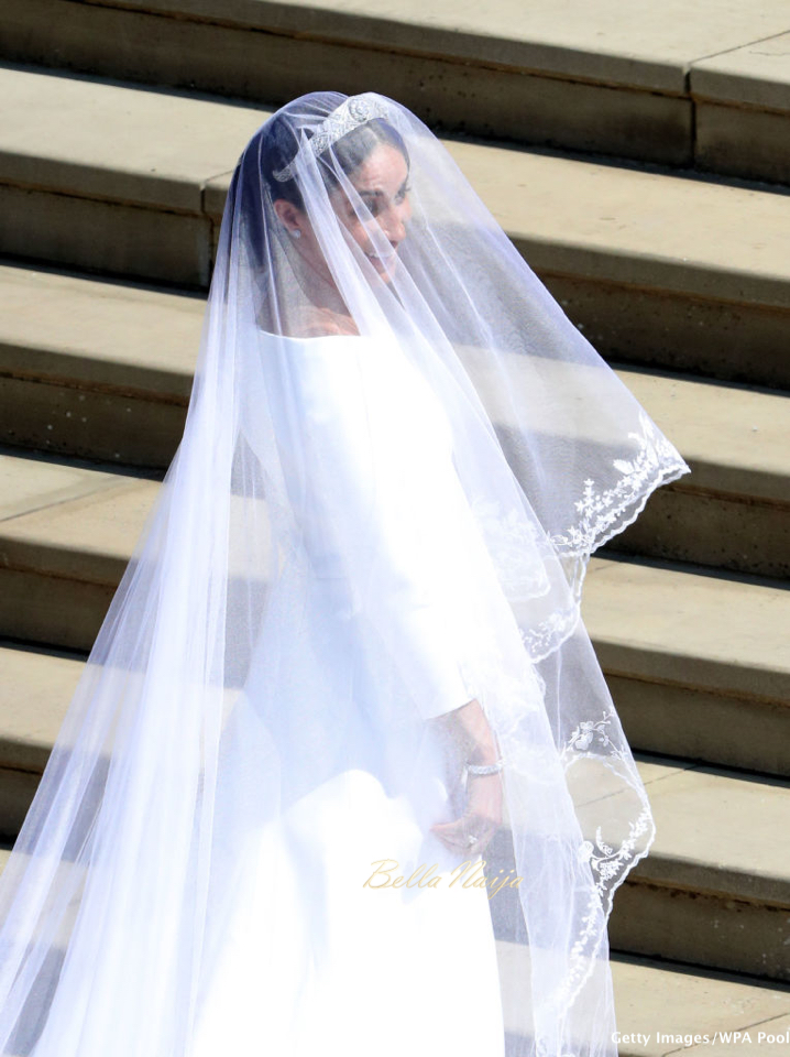 meghan markle sees her wedding dress