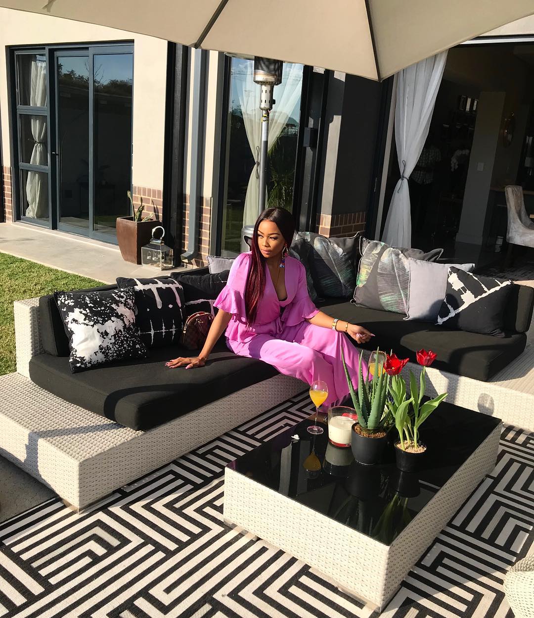 STUPENDOUS!!! Take An Exclusive Look at the Luxurious New Home of South Africa’s OAP, Bonang Matheba %Post Title