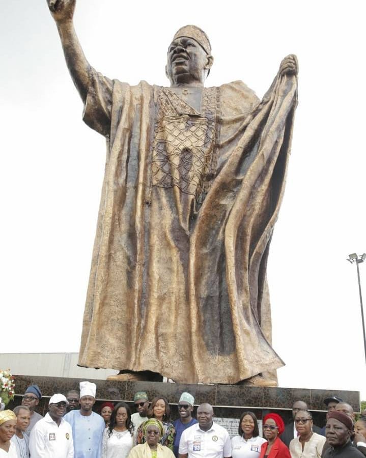 Lagos State unveils MKO Abiola statue in Ketu | BellaNaija