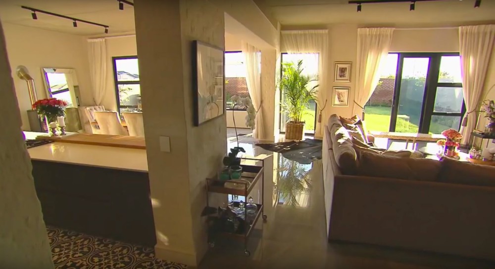 STUPENDOUS!!! Take An Exclusive Look at the Luxurious New Home of South Africa’s OAP, Bonang Matheba %Post Title