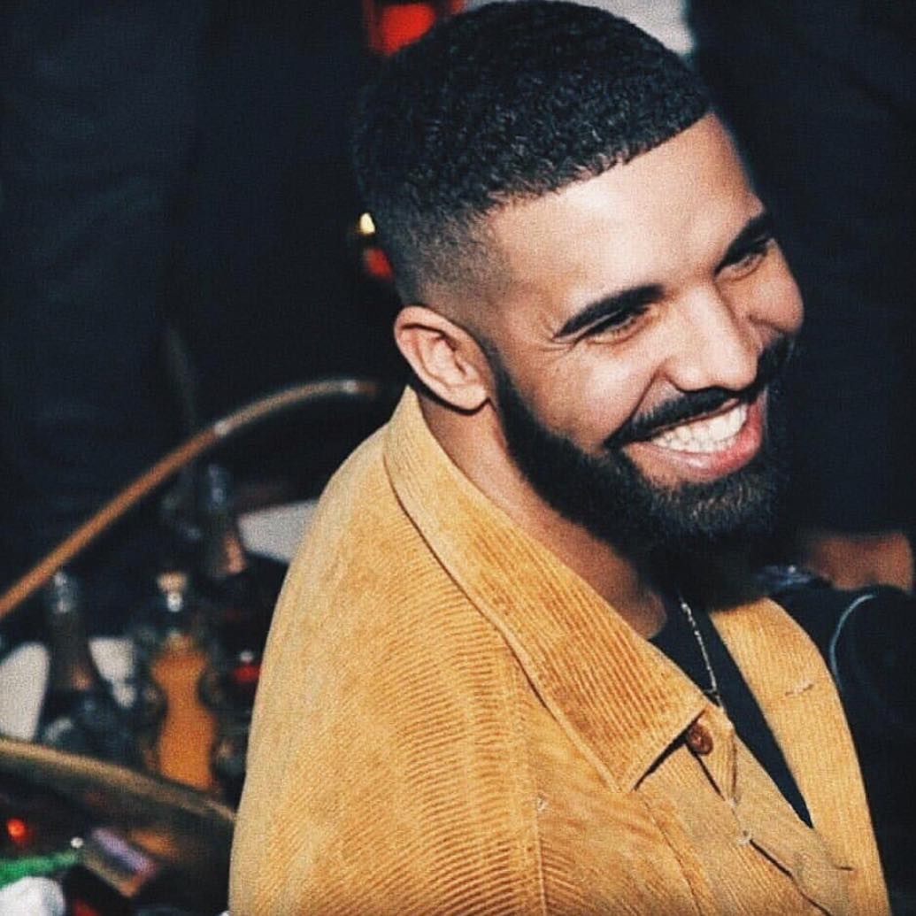 MILESTONE: Drake Breaks Billboard Hot 100 Record After Having 7 Songs In The Top 10 Simultaneously %Post Title