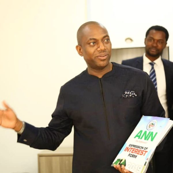 Fela Durotoye receives Presidential Nomination Form | BellaNaija