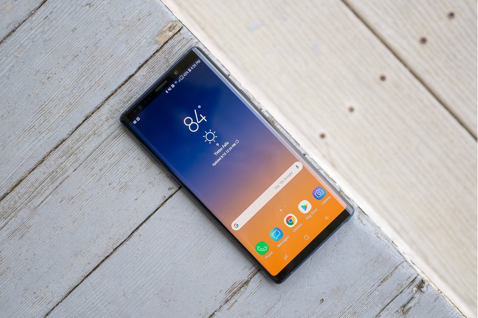 Woman suing Samsung after claiming her Galaxy Note 9 Burst into Flames | BellaNaija