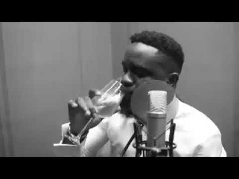 Sarkodie disses Shatta Wale in new Freestyle "Advice" and it's ?? | BellaNaija