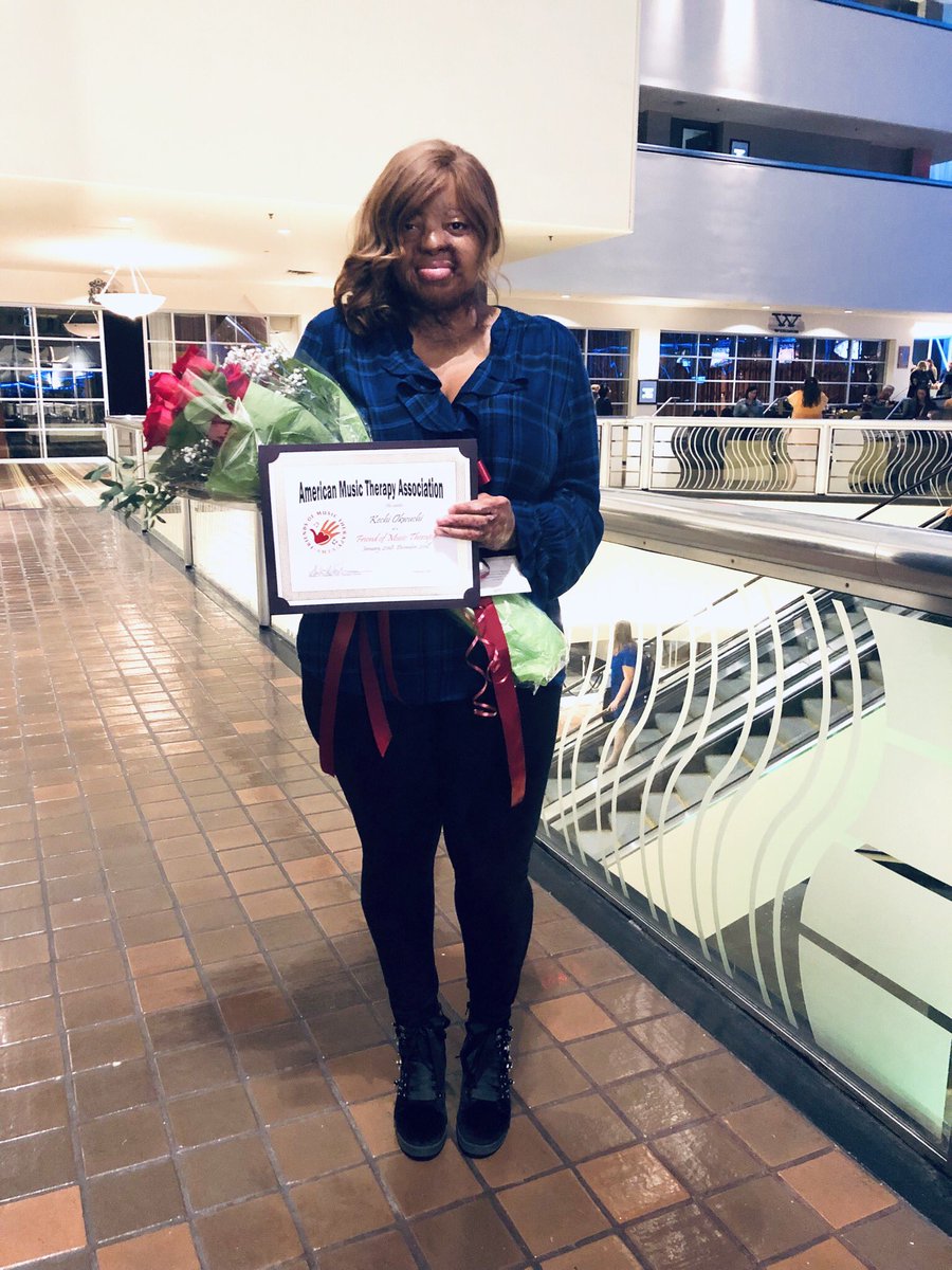 Kechi okwuchi performs at the american music therapy association