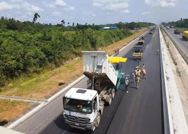 Lagos-Ibadan Road to be completed by 2021, Apapa Truck-Park by December | BellaNaija