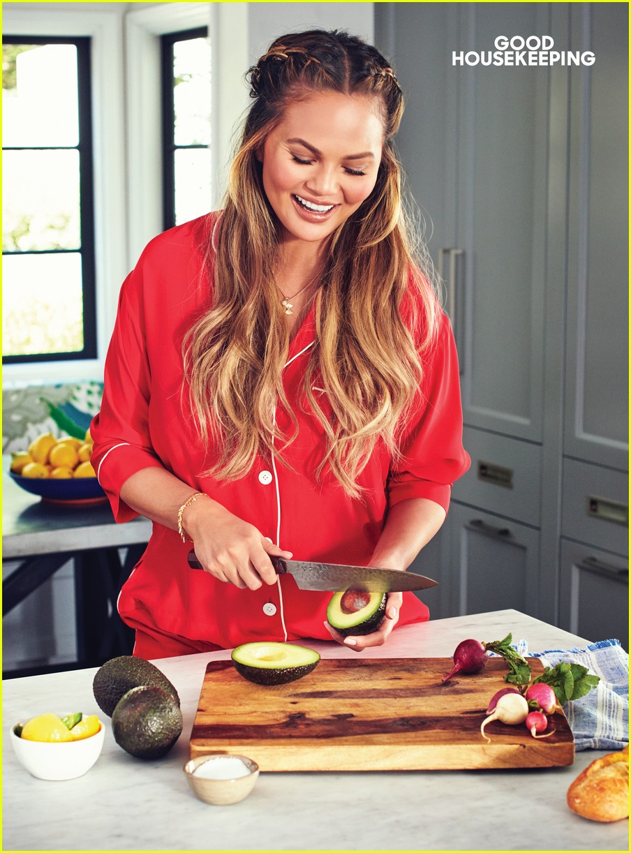 Chrissy Teigen talks Accepting her Body, Negative Social Media Comments &  More in Good Housekeeping's February 2019 issue