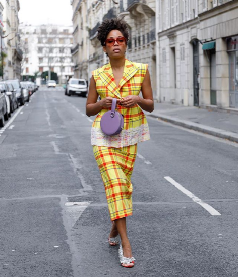 How to Dress Like a Parisian It-Girl, According to Fashion Influencer ...